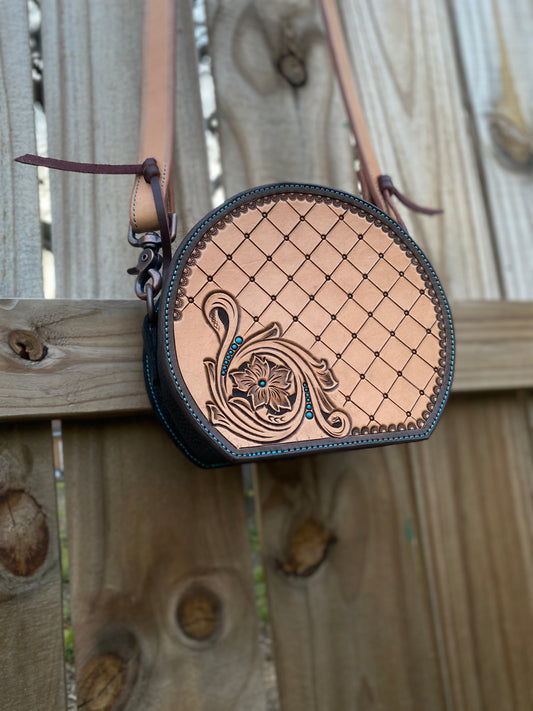 Two-tone floral round purse